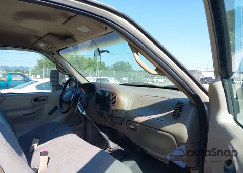 2000 Ford F-150 Lariat/Work Series/Xl/Xlt z USA, uszkodzony, nr VIN 1FTRX18W8YNA46675